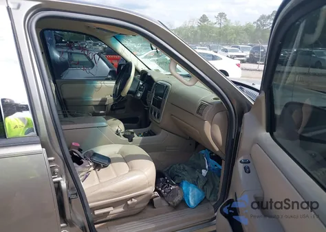 2005 Ford Explorer Xlt/Xlt Sport из США, поврежденный, VIN 1FMZU73K15UB86788